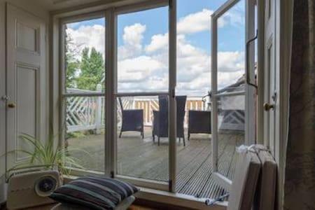 Number 5 Bed & Breakfast Rye Bagian luar foto